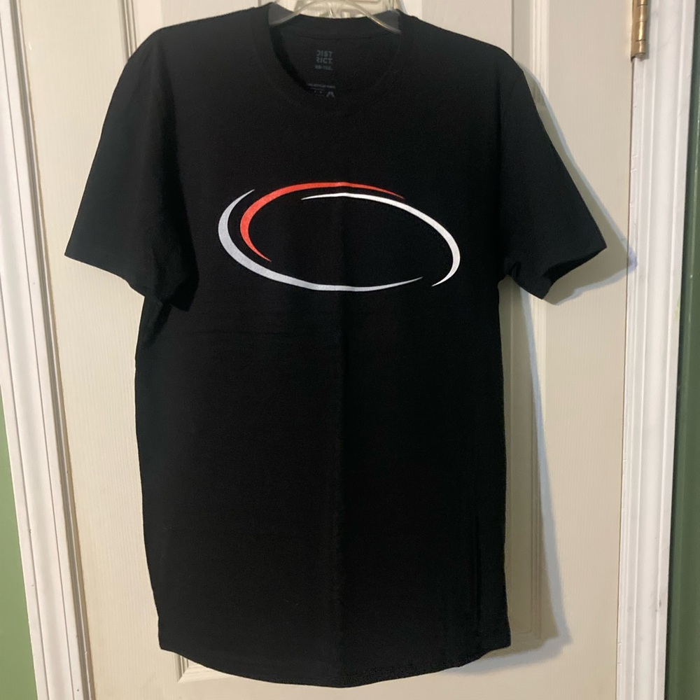 District Re-Tee recycled tee shirt sz medium black Ozark orthopaedic keep moving